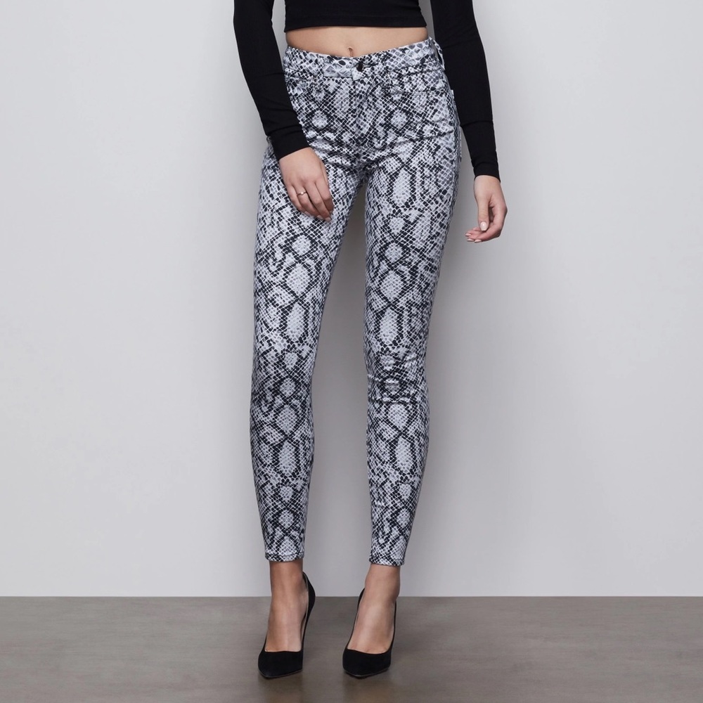 NWOT Good American Good Waist Snake Print Skinny Jean